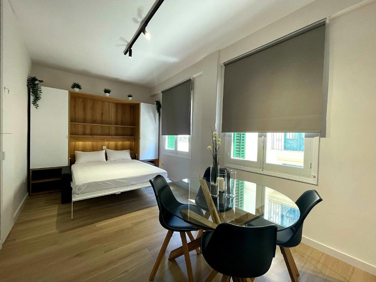 Town Hall Suite Alicante Eksteriør bilde